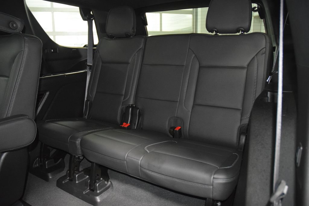 Used 2024 GMC Yukon Denali AWD/4WD image 45