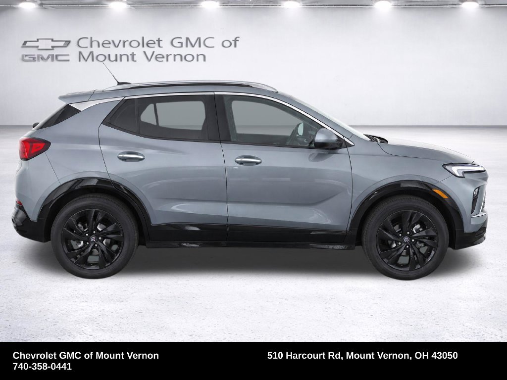 Used 2024 Buick Encore GX Sport Touring FWD image 10