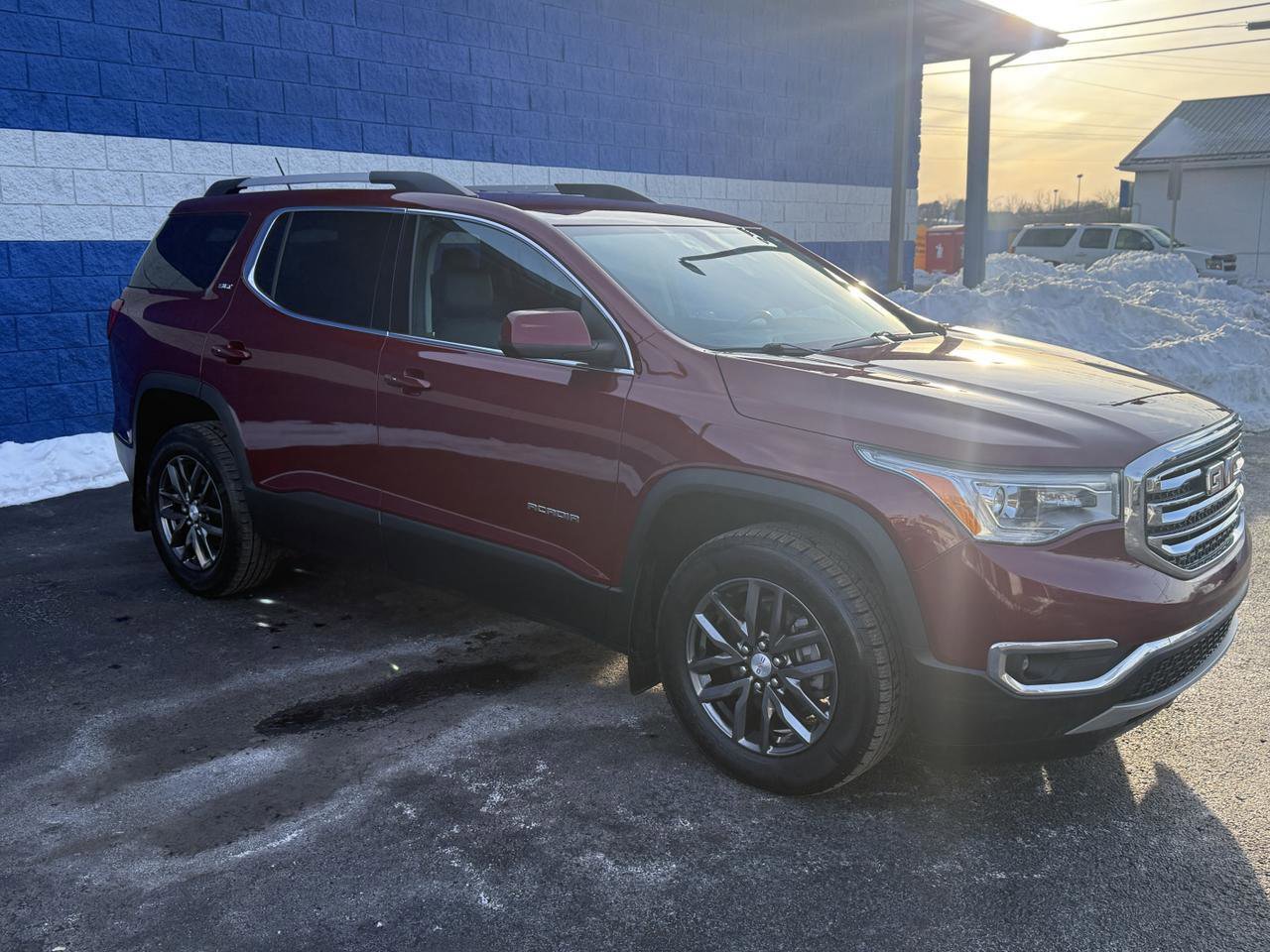 Used 2018 GMC Acadia SLT image 3