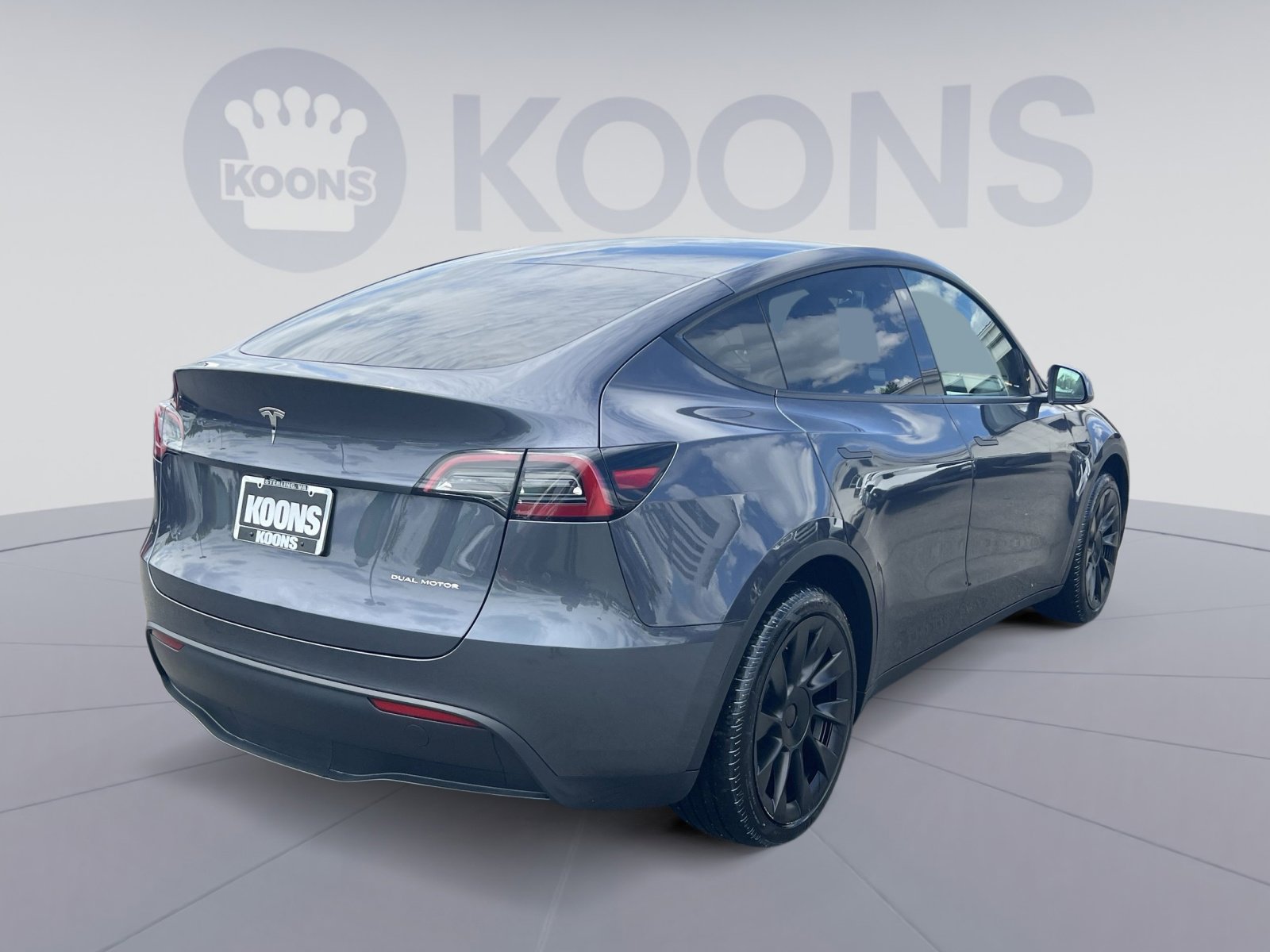 Used 2023 Tesla Model Y Long Range AWD/4WD image 11
