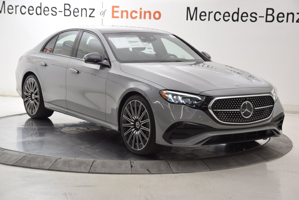 New 2027 Mercedes-Benz E 450 4MATIC Sedan image 8
