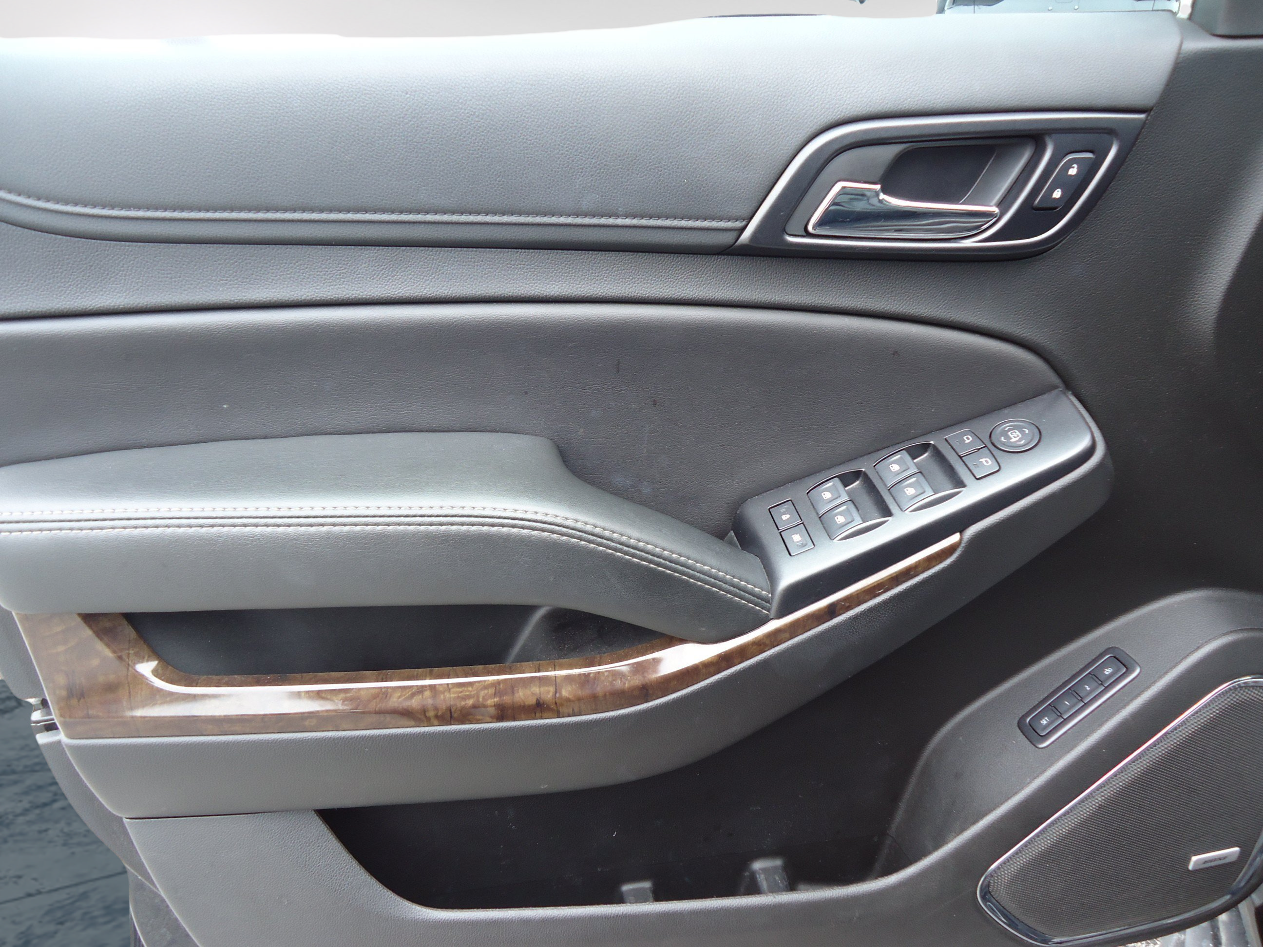 Used 2019 Chevrolet Tahoe LT AWD/4WD image 21