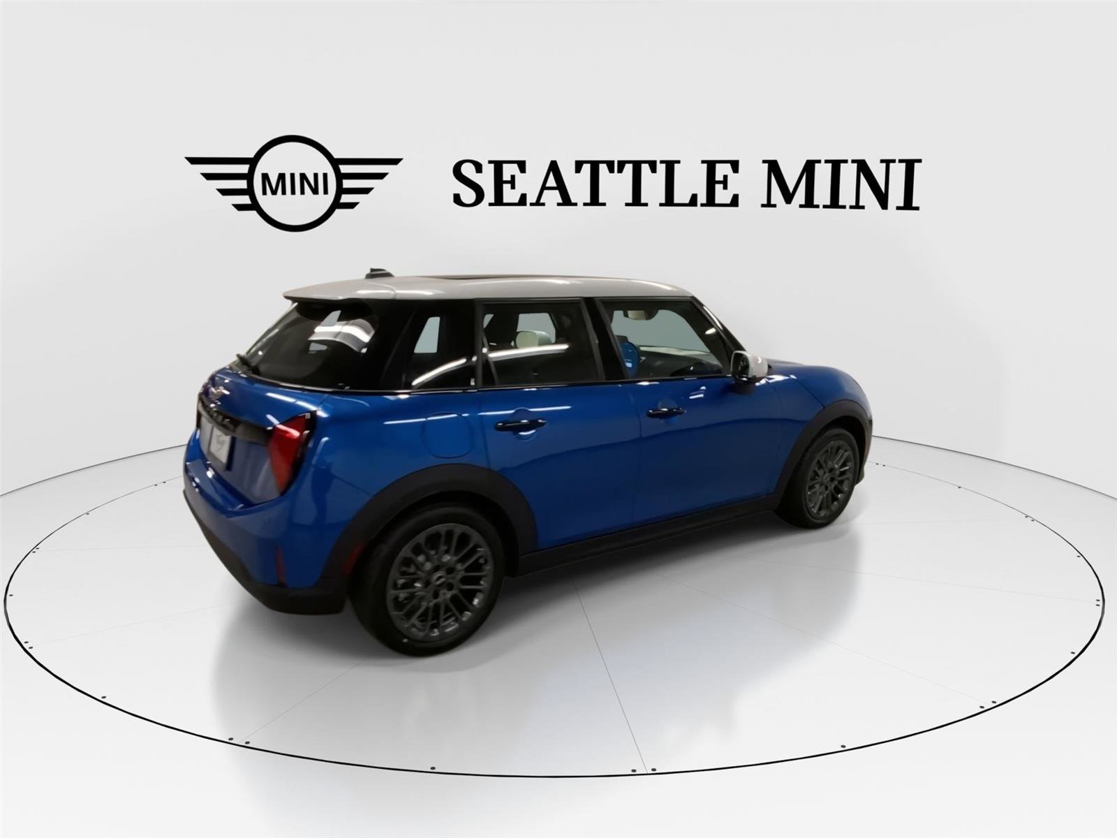 New 2026 MINI Cooper 4-Door Hardtop FWD image 11