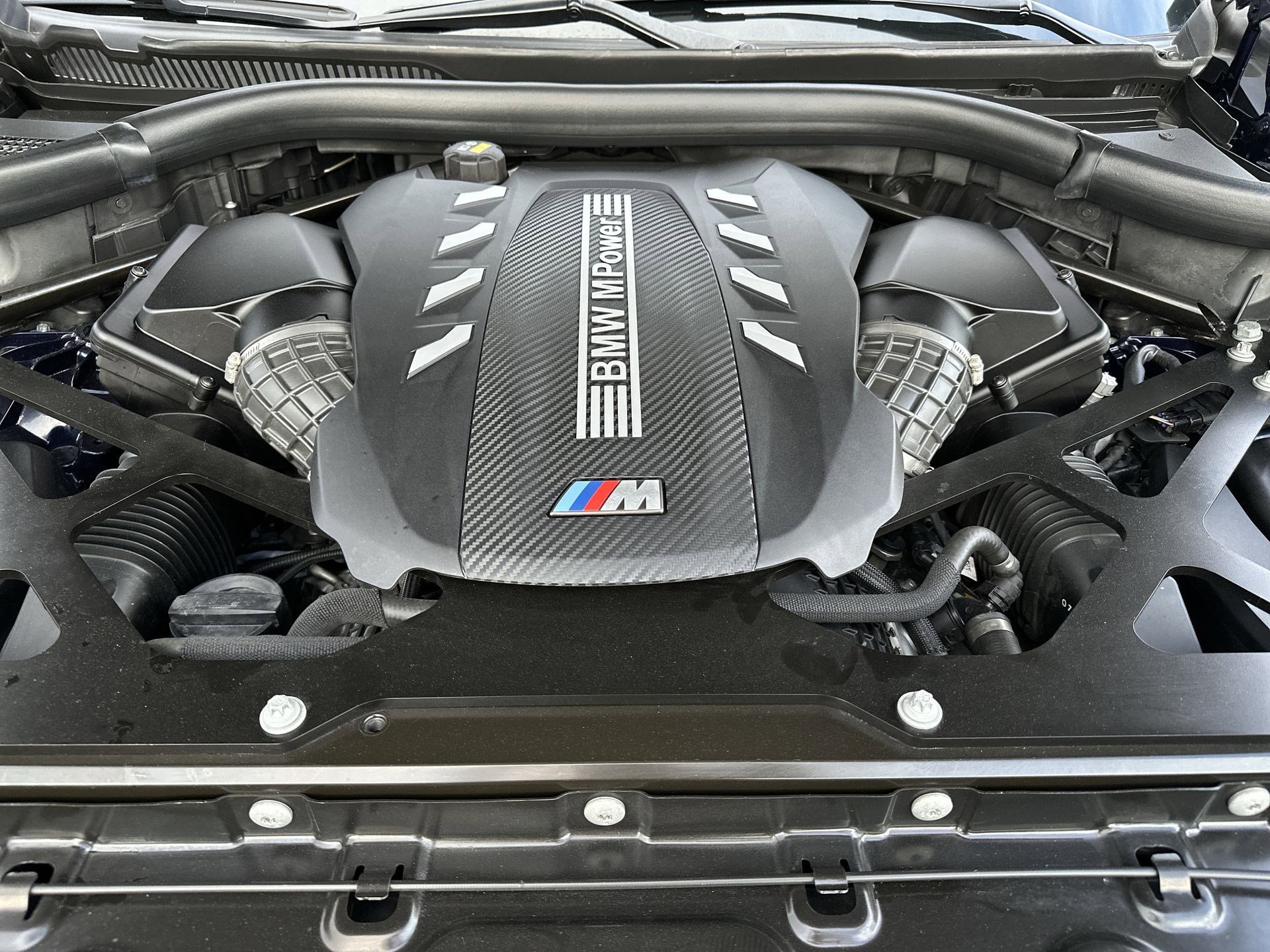 Used 2021 BMW X5 M w/ Executive Package image 18