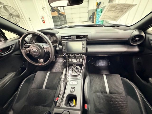 Used 2023 Toyota GR86 Premium image 15