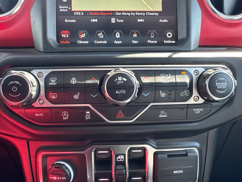 Used 2022 Jeep Gladiator Rubicon w/ Cold Weather Group AWD/4WD image 6
