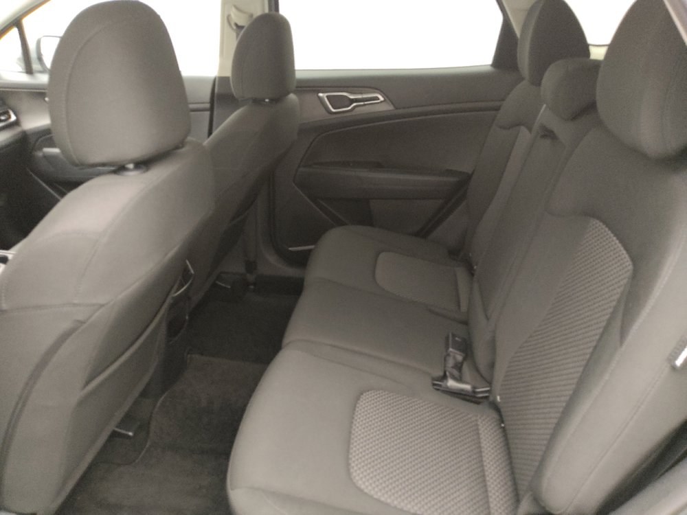 Used 2024 Kia Sportage LX FWD image 18