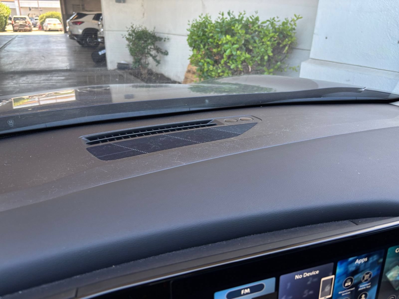 Used 2026 Nissan Kicks SR AWD/4WD image 16