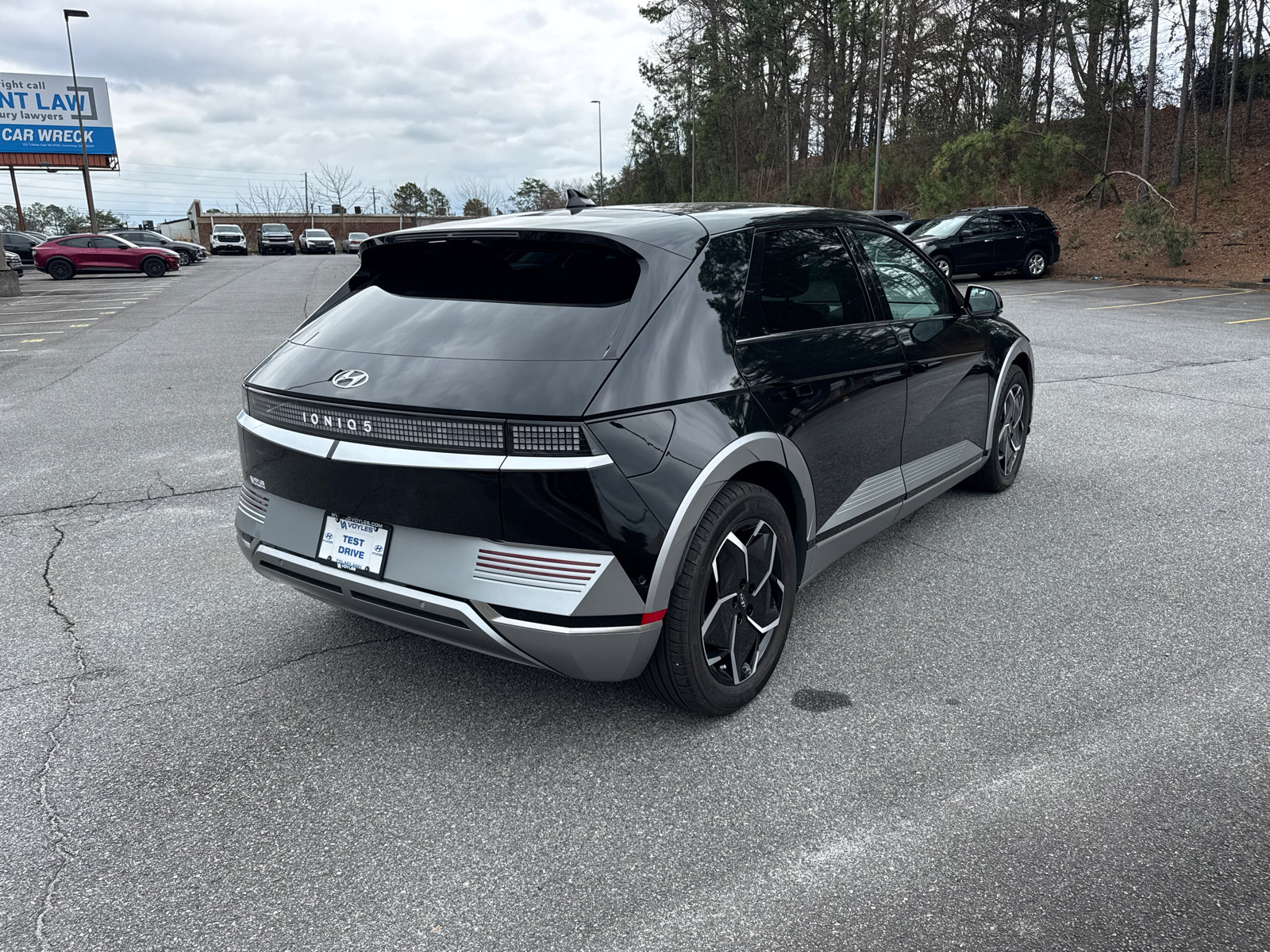 Certified 2023 Hyundai Ioniq 5 Limited w/ Cargo Package image 5