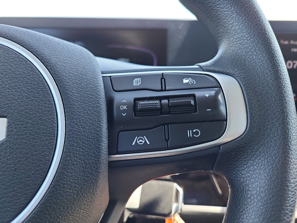 Used 2023 Kia Sportage LX image 19