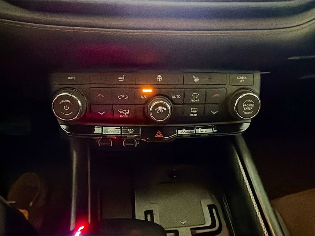 Used 2021 Dodge Durango R/T image 17