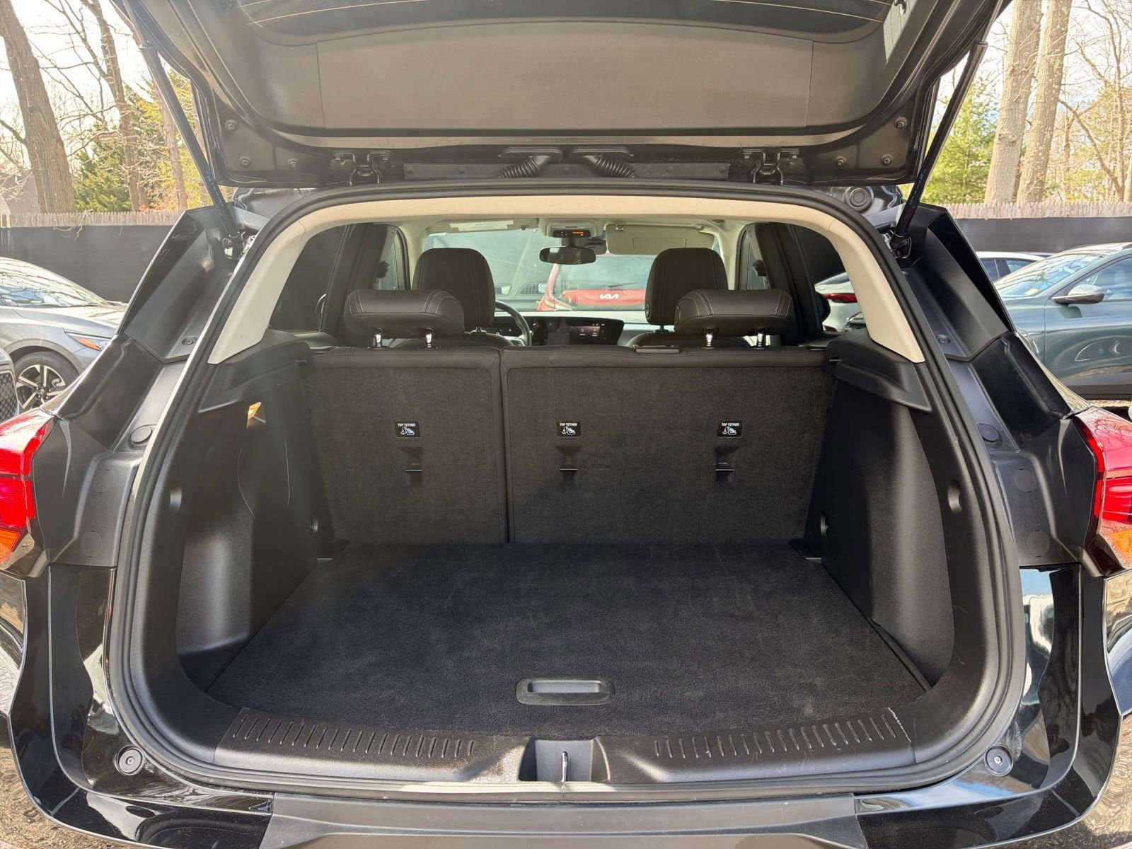 Used 2025 Buick Encore GX Preferred image 30