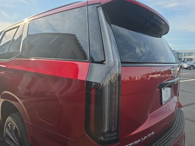 Used 2026 Cadillac Escalade V AWD/4WD image 38