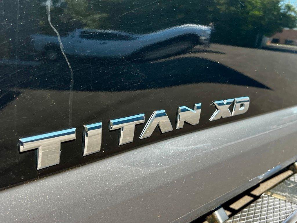 Used 2016 Nissan Titan Platinum Reserve AWD/4WD image 25