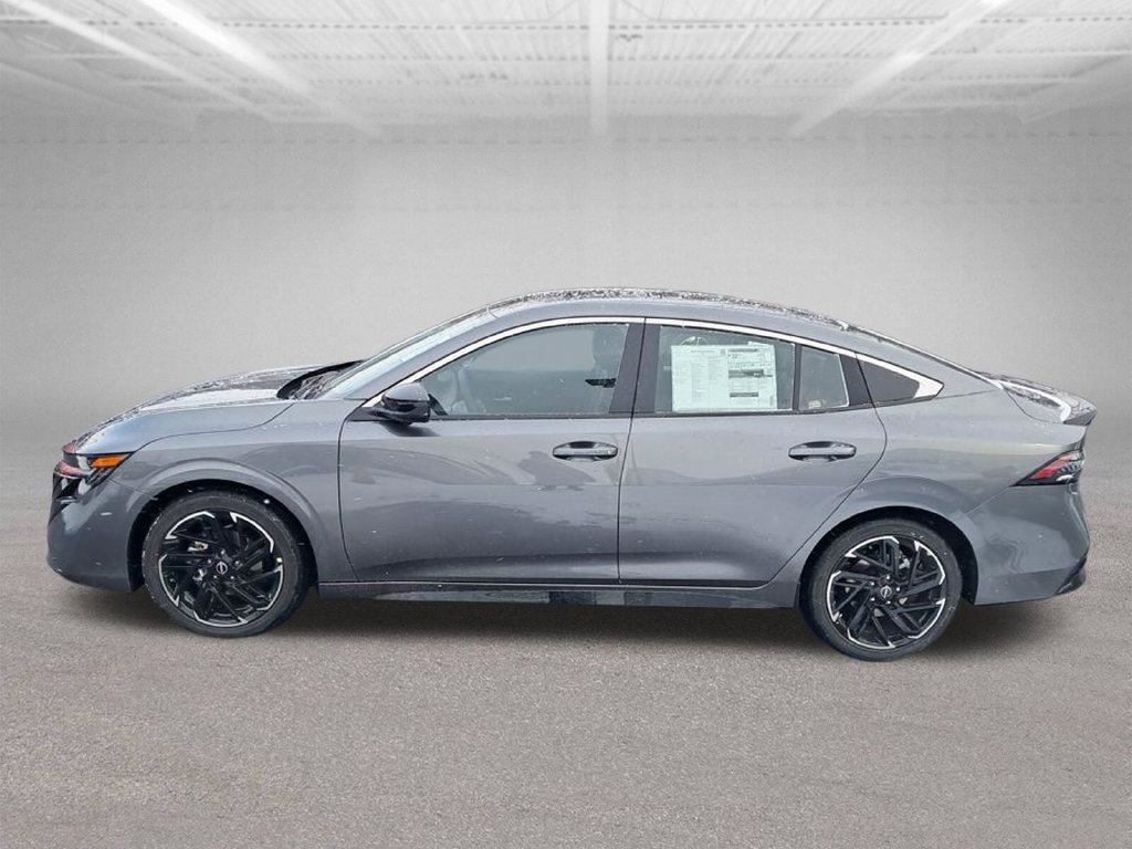 New 2026 Nissan Sentra SR w/ SR Premium Package FWD image 2