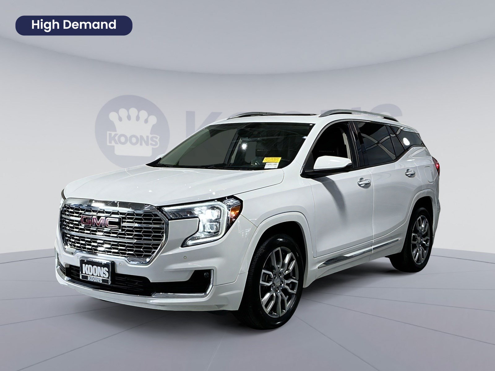 Used 2023 GMC Terrain Denali