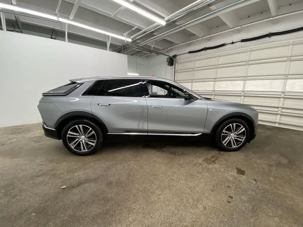 Certified 2025 Cadillac Lyriq Sport AWD/4WD image 7