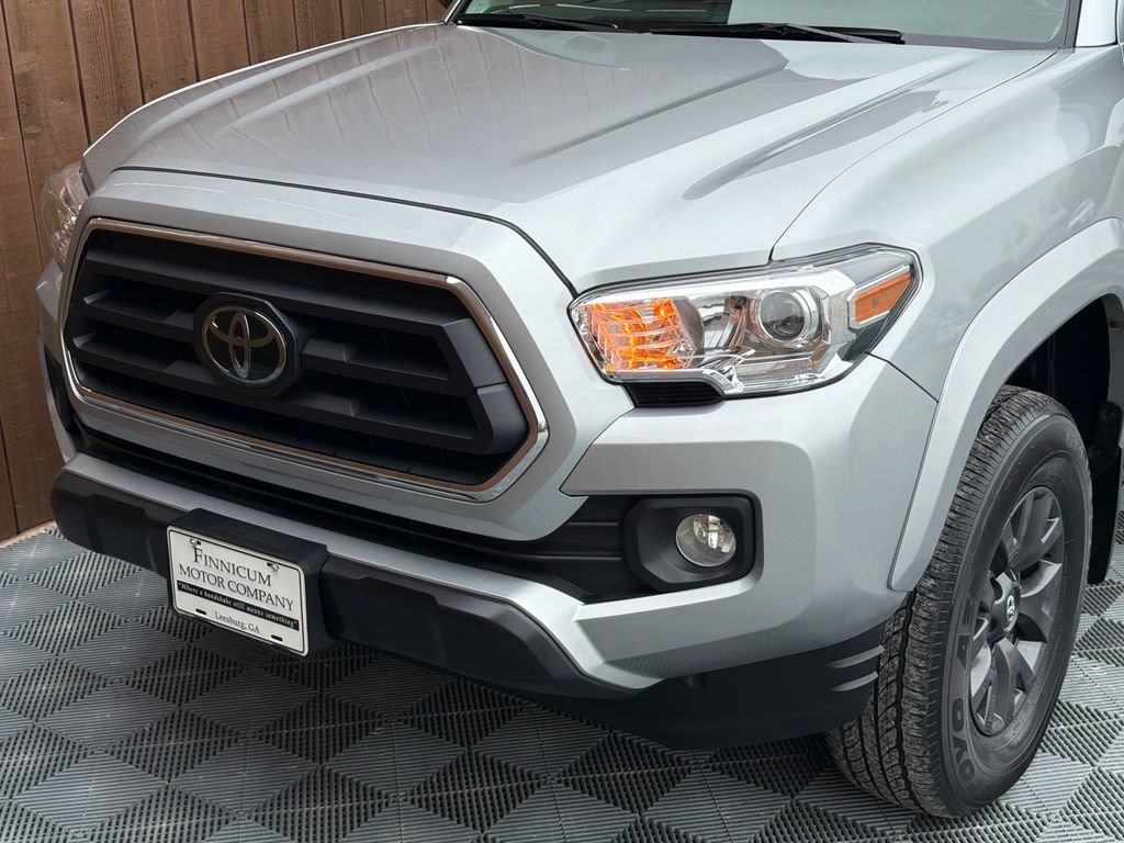 Used 2022 Toyota Tacoma SR5 image 17