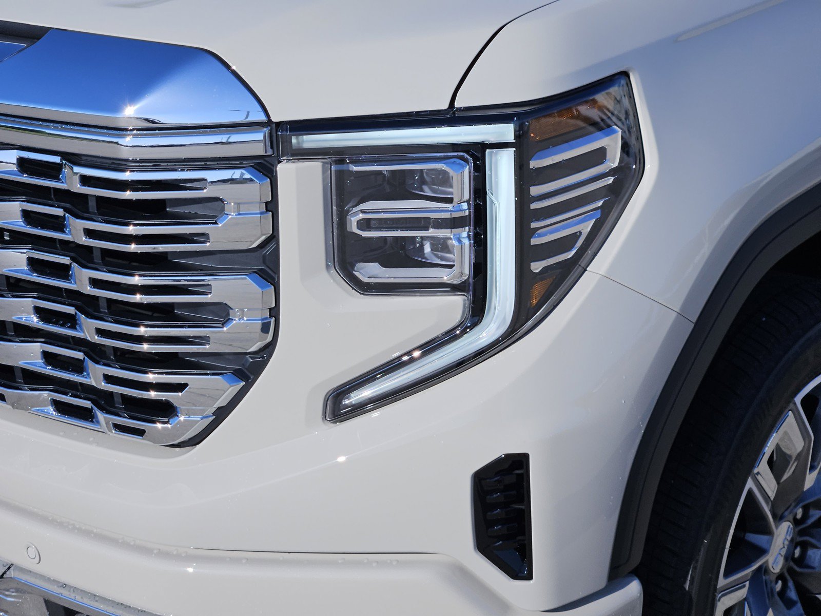 New 2026 GMC Sierra 1500 Denali AWD/4WD image 5
