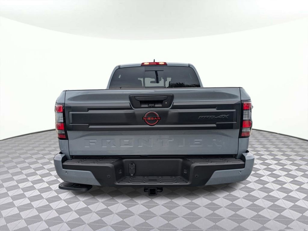 Used 2026 Nissan Frontier PRO-4X w/ Tow Package AWD/4WD image 4