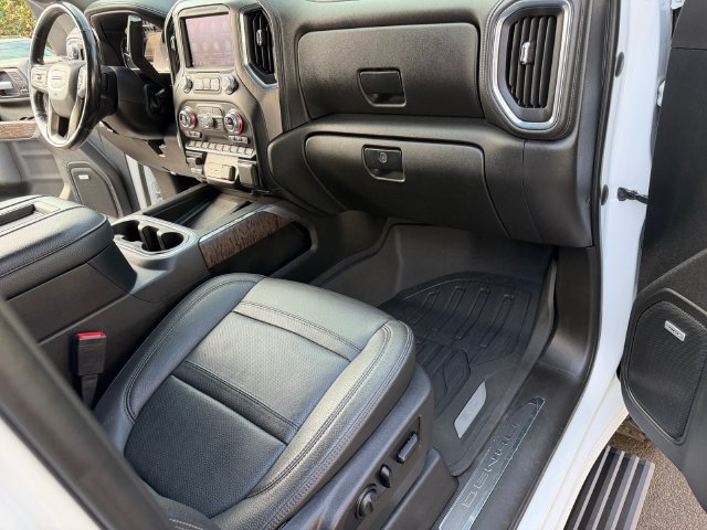 Used 2021 GMC Sierra 3500 Denali w/ Denali Ultimate Package AWD/4WD image 30