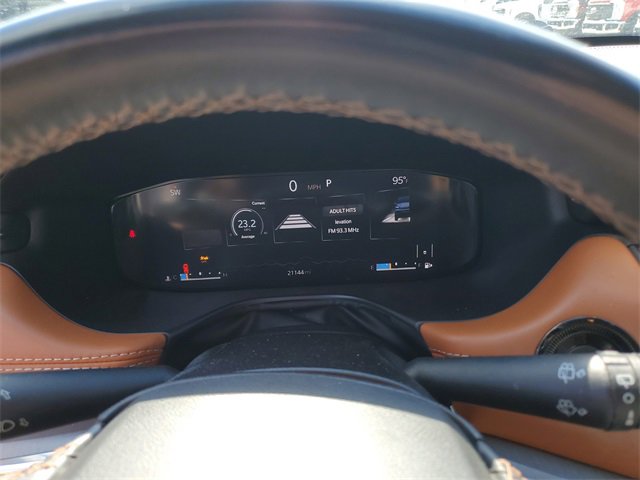 Used 2022 Jeep Compass Limited w/ Elite Group image 16