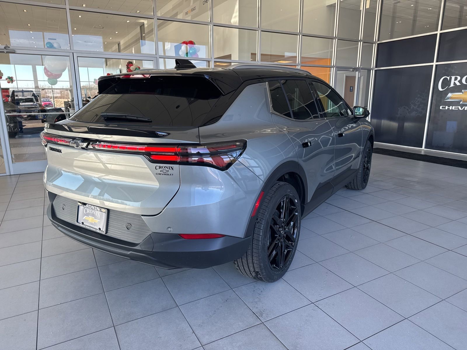 New 2026 Chevrolet Equinox EV LT image 4