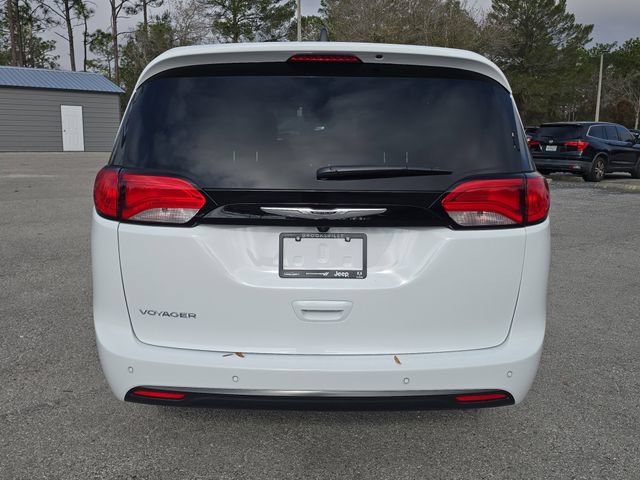 New 2026 Chrysler Voyager LX FWD image 5