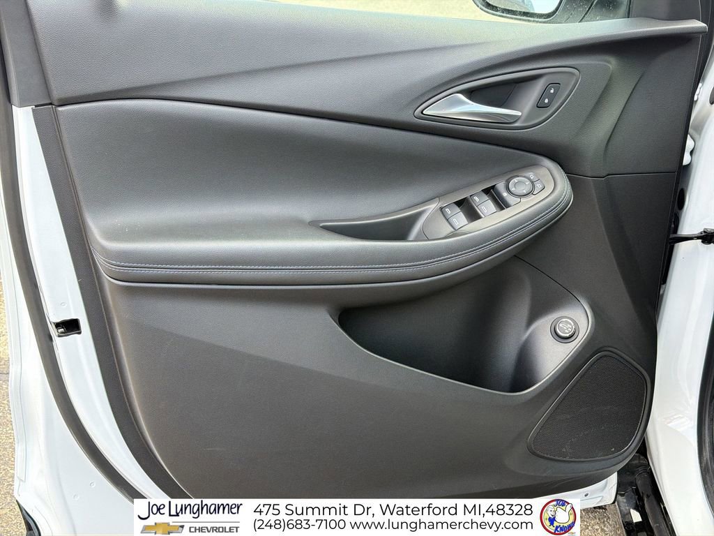 Certified 2025 Buick Encore GX Sport Touring w/ Advanced Technology Package image 23