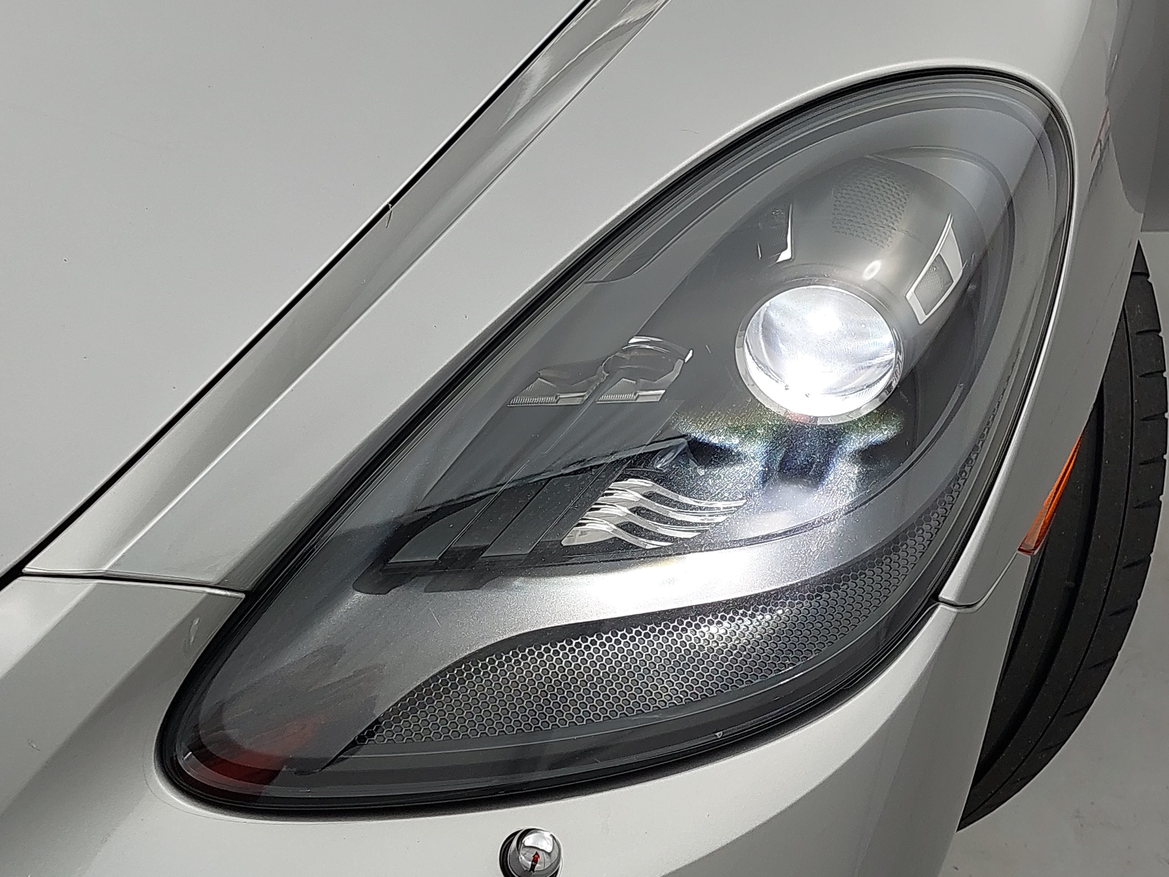 Certified 2025 Porsche 718 Cayman RWD image 28