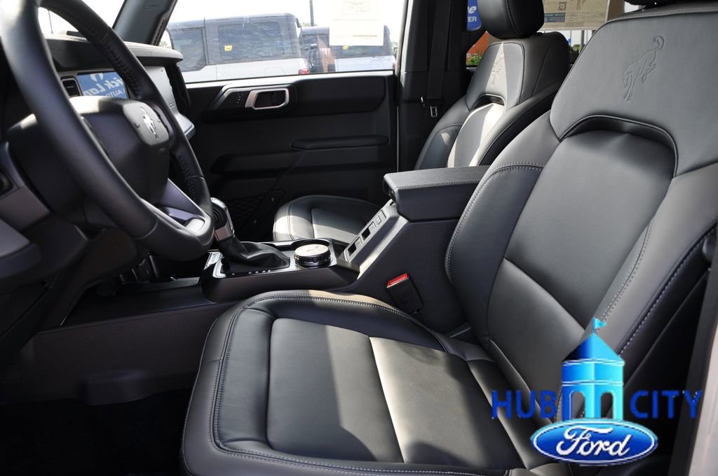 New 2026 Ford Bronco Outer Banks AWD/4WD image 10