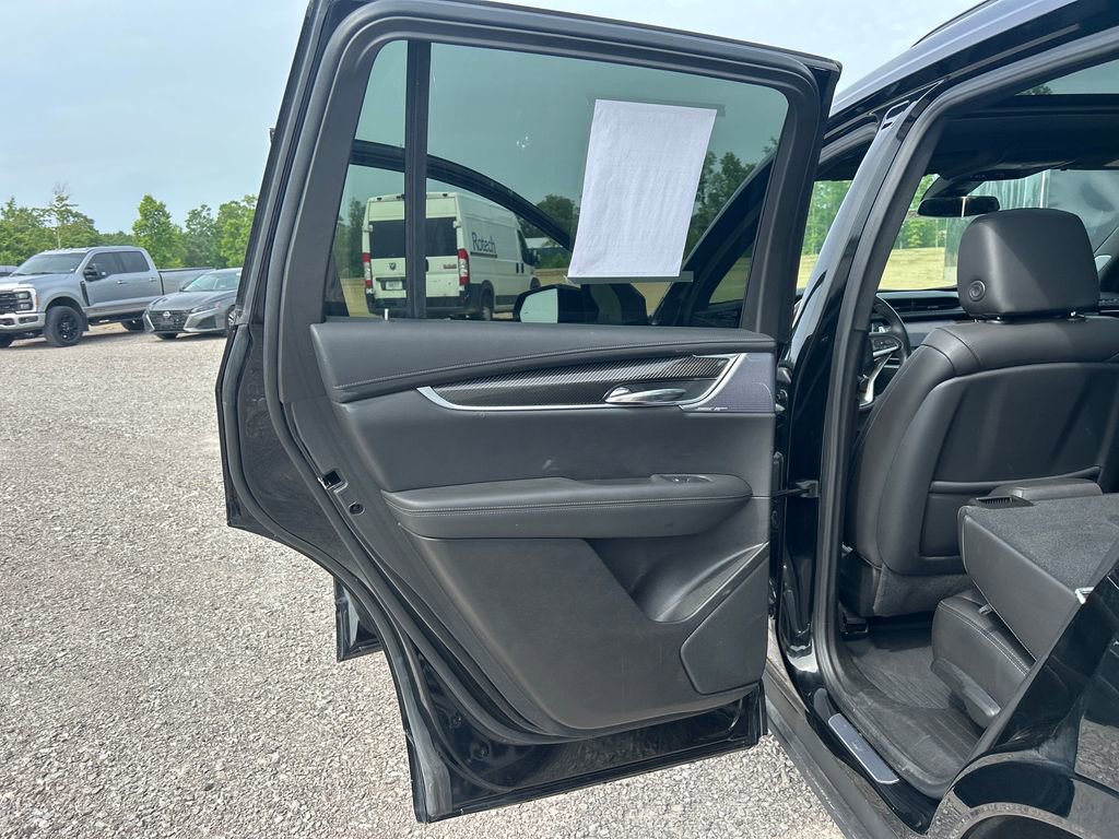Used 2023 Cadillac XT6 Sport image 39
