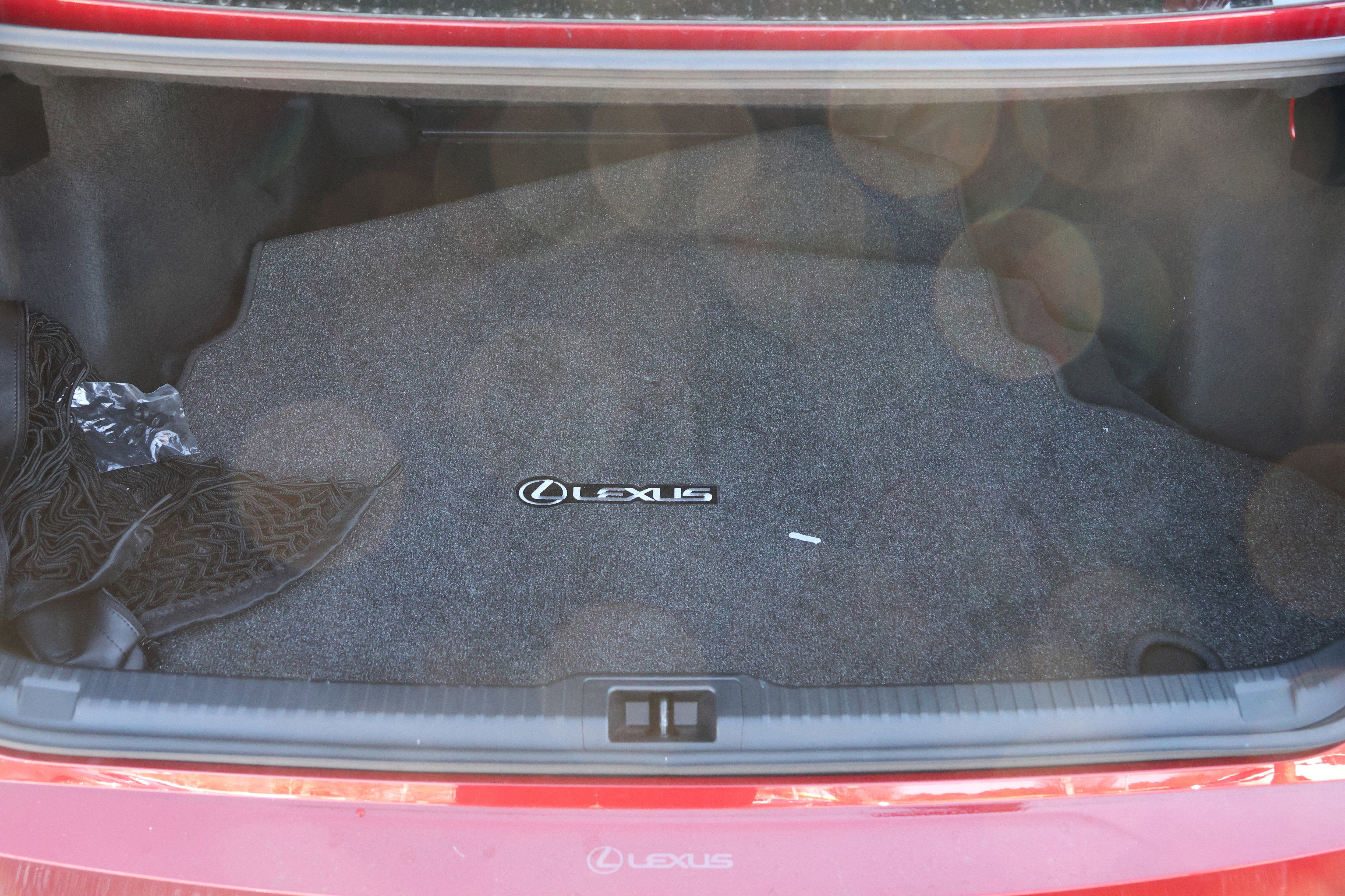 Used 2025 Lexus IS 300 w/ Comfort Package image 35