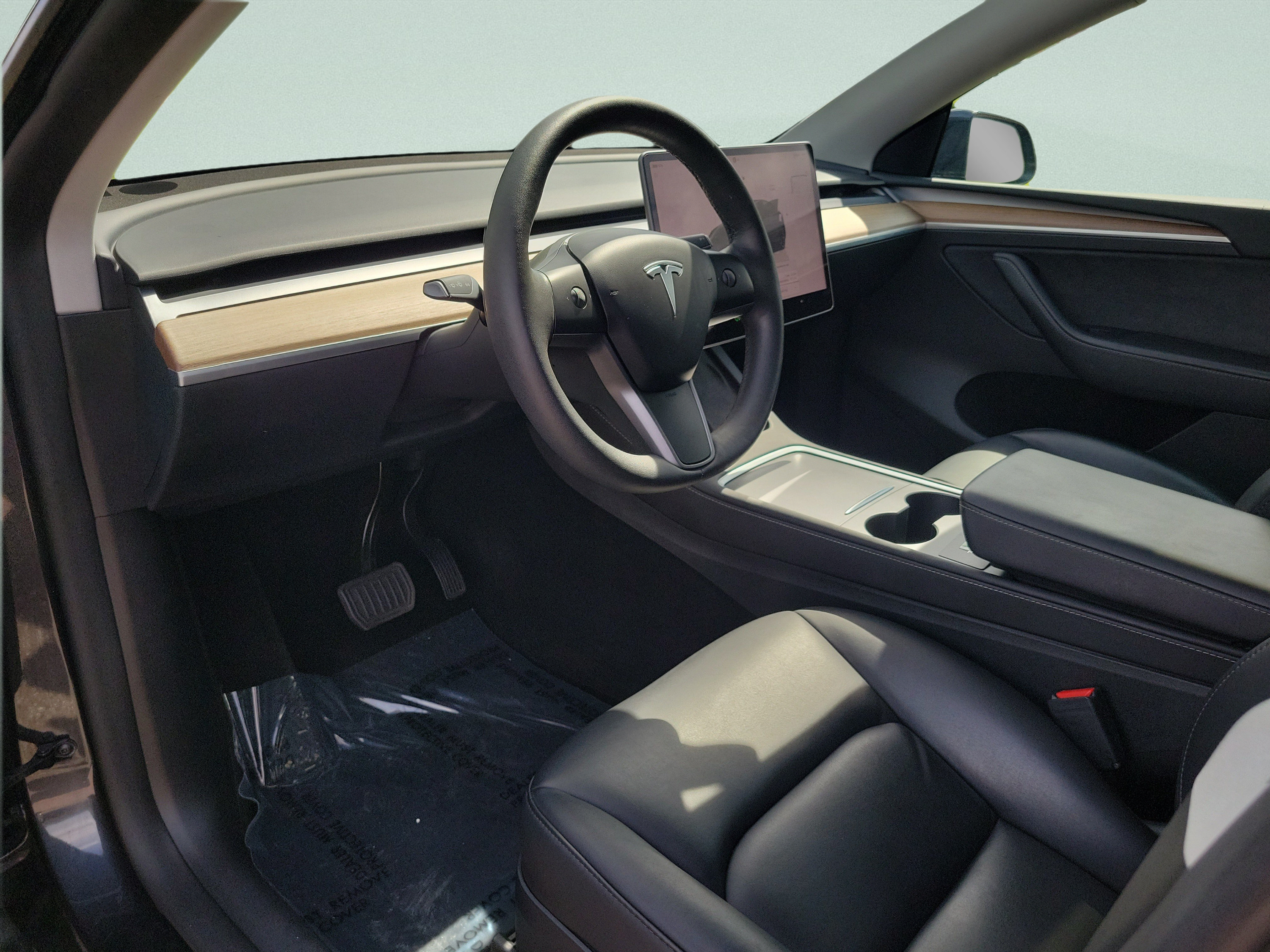Used 2024 Tesla Model Y Long Range RWD image 23