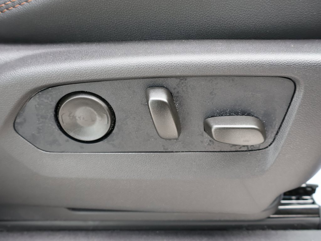 New 2026 GMC Sierra 1500 AT4 w/ AT4 Premium Package image 46