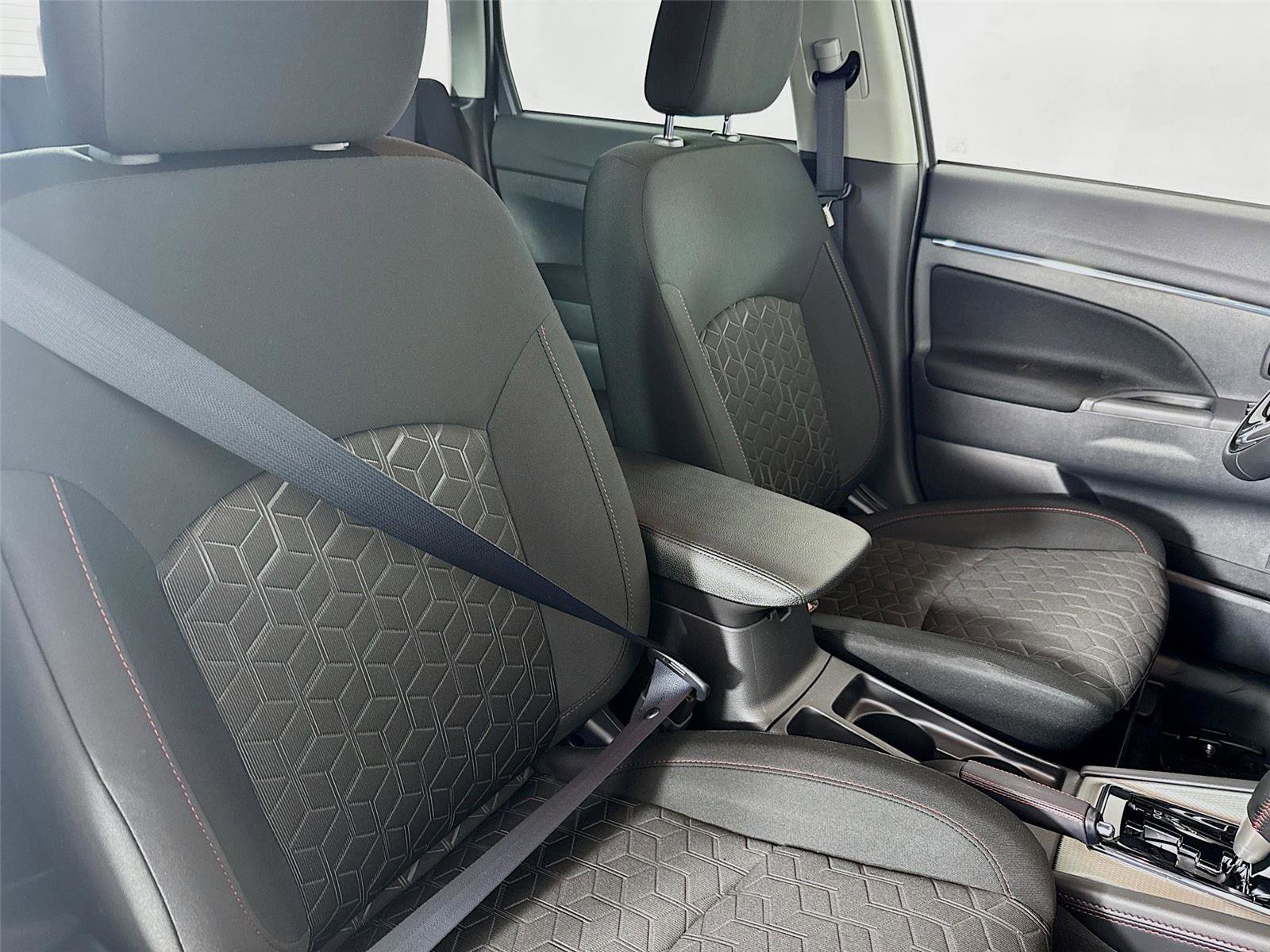 New 2026 Mitsubishi Outlander Sport AWD image 19