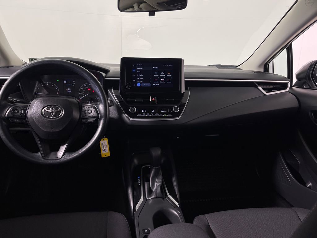 Certified 2025 Toyota Corolla LE FWD image 14