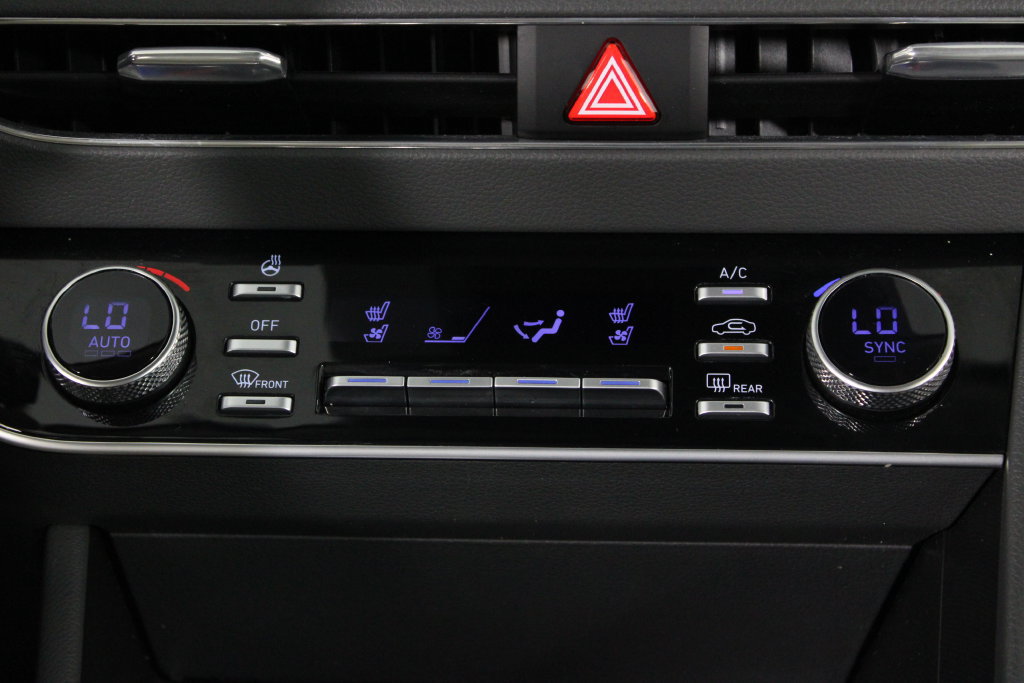 Certified 2023 Hyundai Sonata Limited FWD image 22