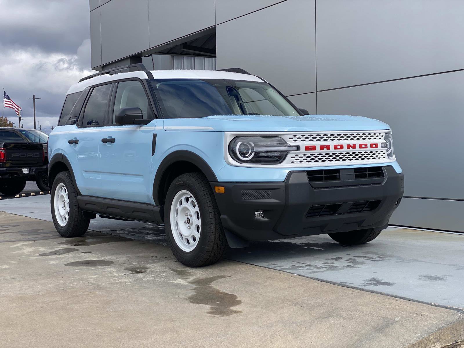 New 2025 Ford Bronco Sport Heritage w/ Convenience Package image 2