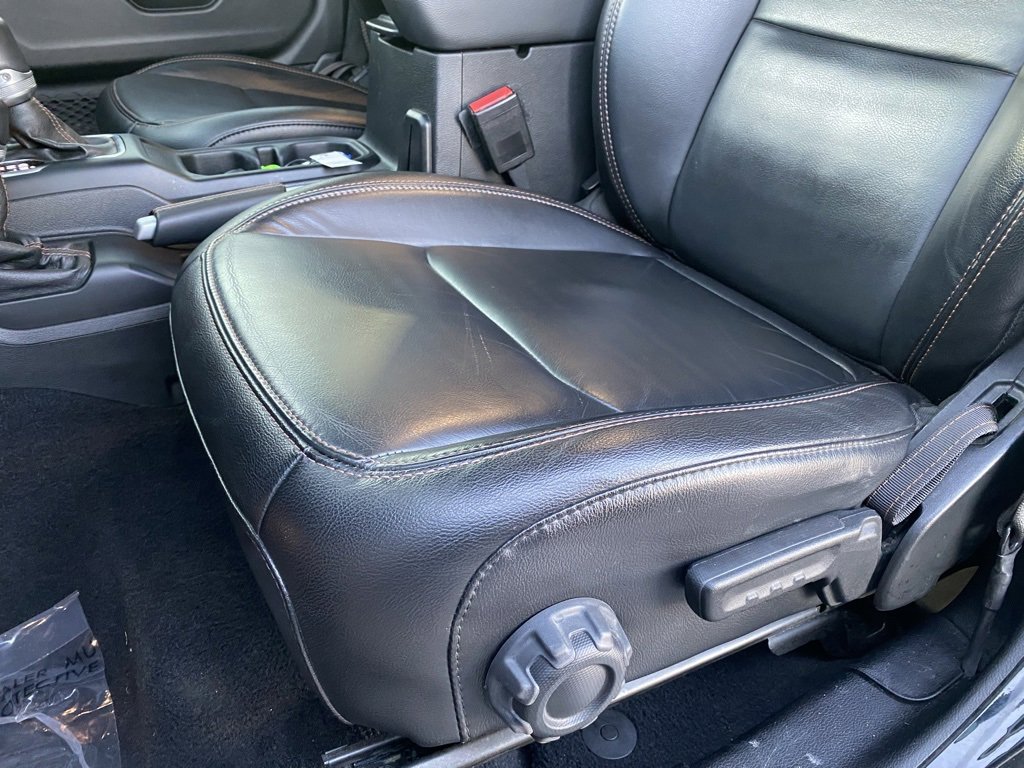 Used 2021 Jeep Wrangler Unlimited Rubicon w/ Trailer Tow Package image 22