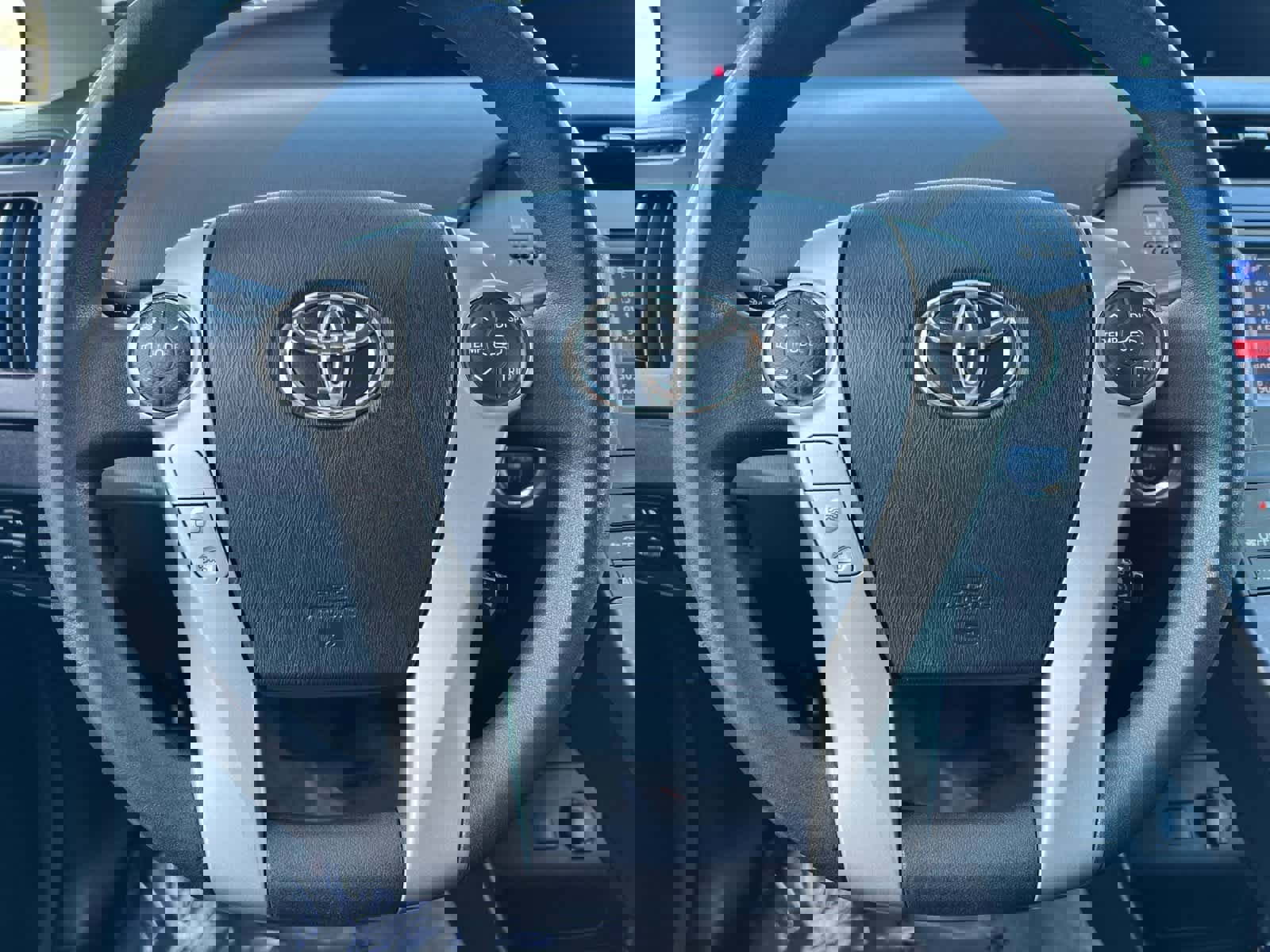 Used 2014 Toyota Prius Two image 23