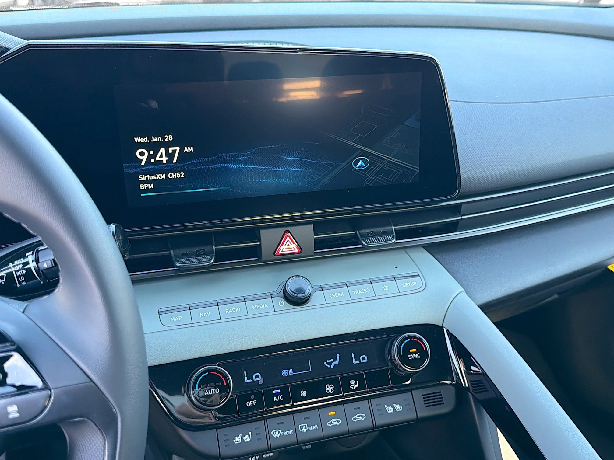 New 2026 Hyundai Elantra Limited image 25