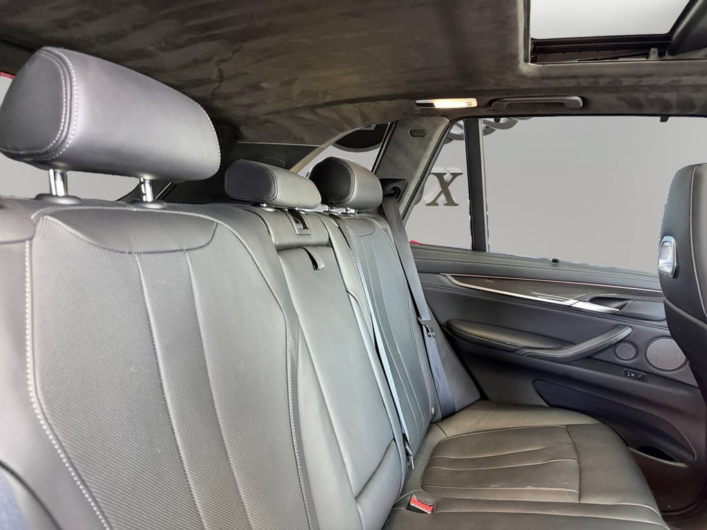 Used 2018 BMW X5 M w/ Executive Package AWD/4WD image 29