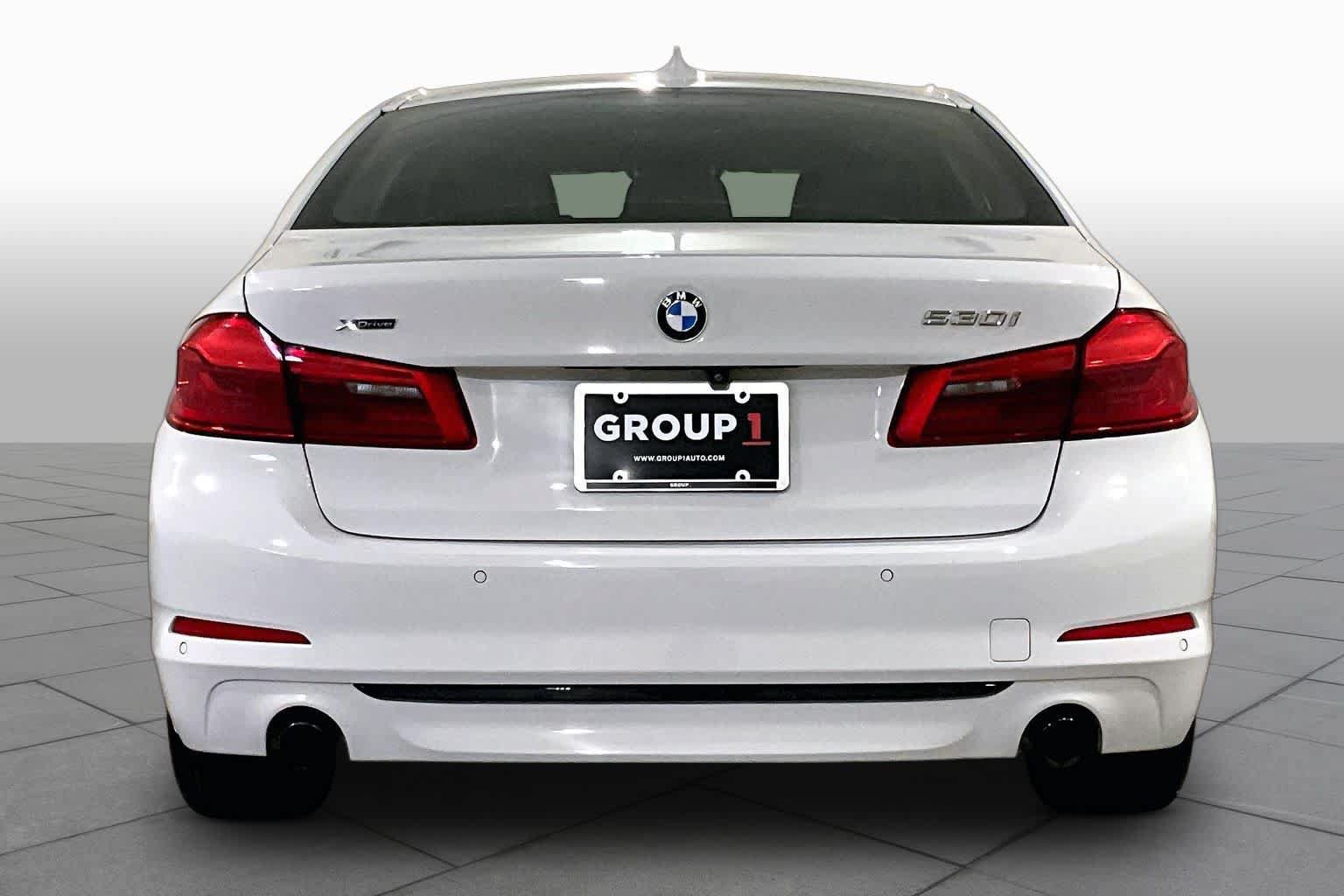 Used 2018 BMW 530i xDrive w/ Premium Package AWD/4WD image 7