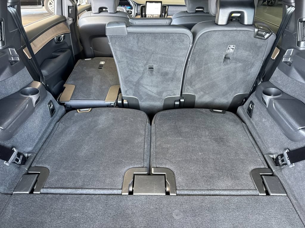 New 2026 Volvo XC90 B5 Core AWD/4WD image 15