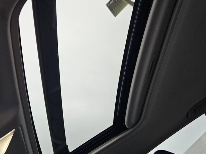 Used 2024 Toyota RAV4 XLE Premium image 16