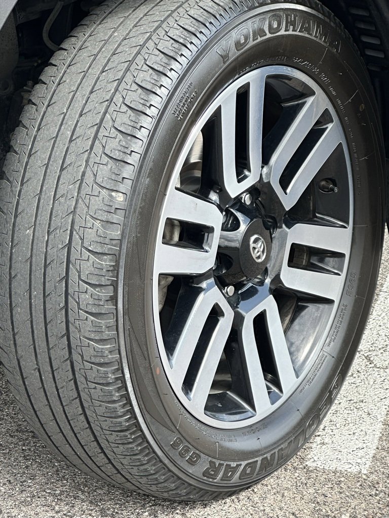 Used 2023 Toyota 4Runner Limited image 38