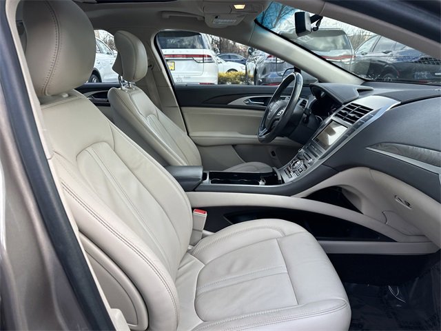 Used 2018 Lincoln MKZ Select w/ Select Plus Package image 35