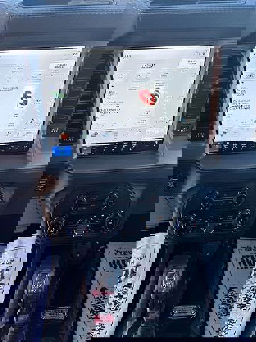 New 2025 Ford Bronco Outer Banks image 21