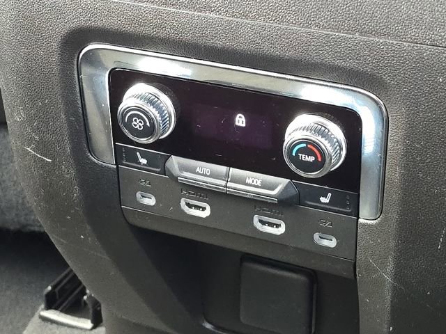 Used 2023 GMC Yukon Denali Ultimate AWD/4WD image 20